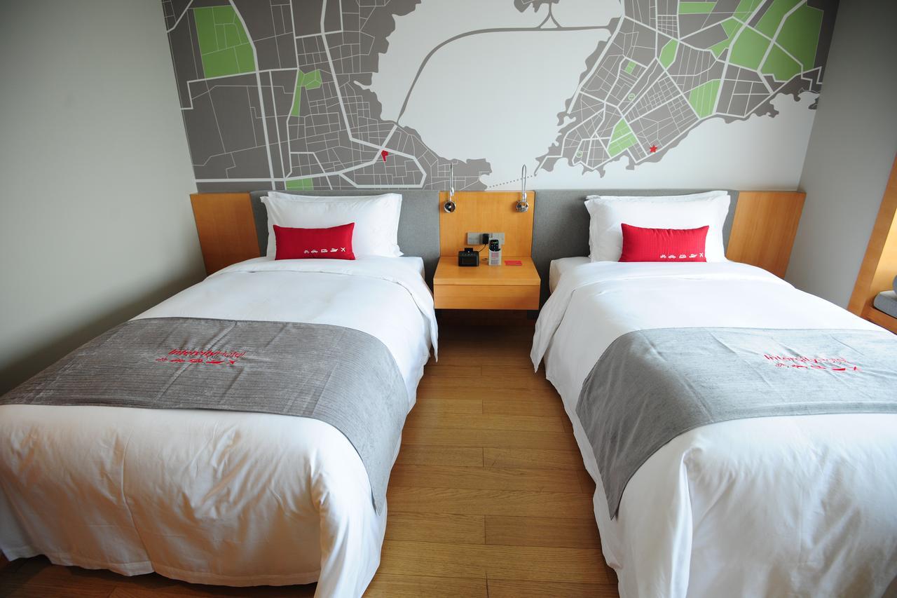 Intercity Hotel Qingdao Exterior foto