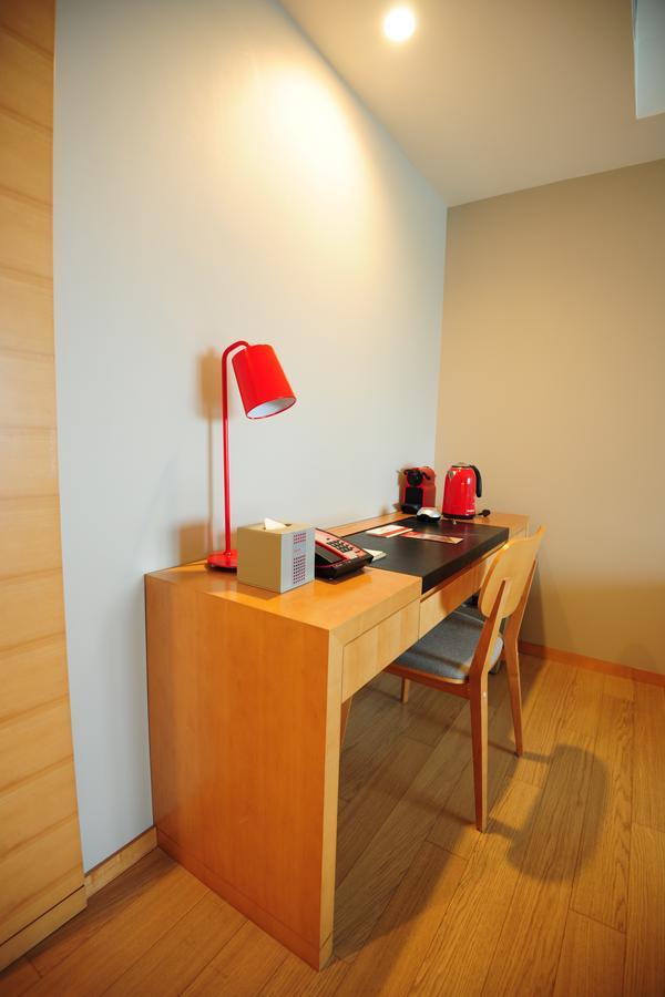 Intercity Hotel Qingdao Exterior foto