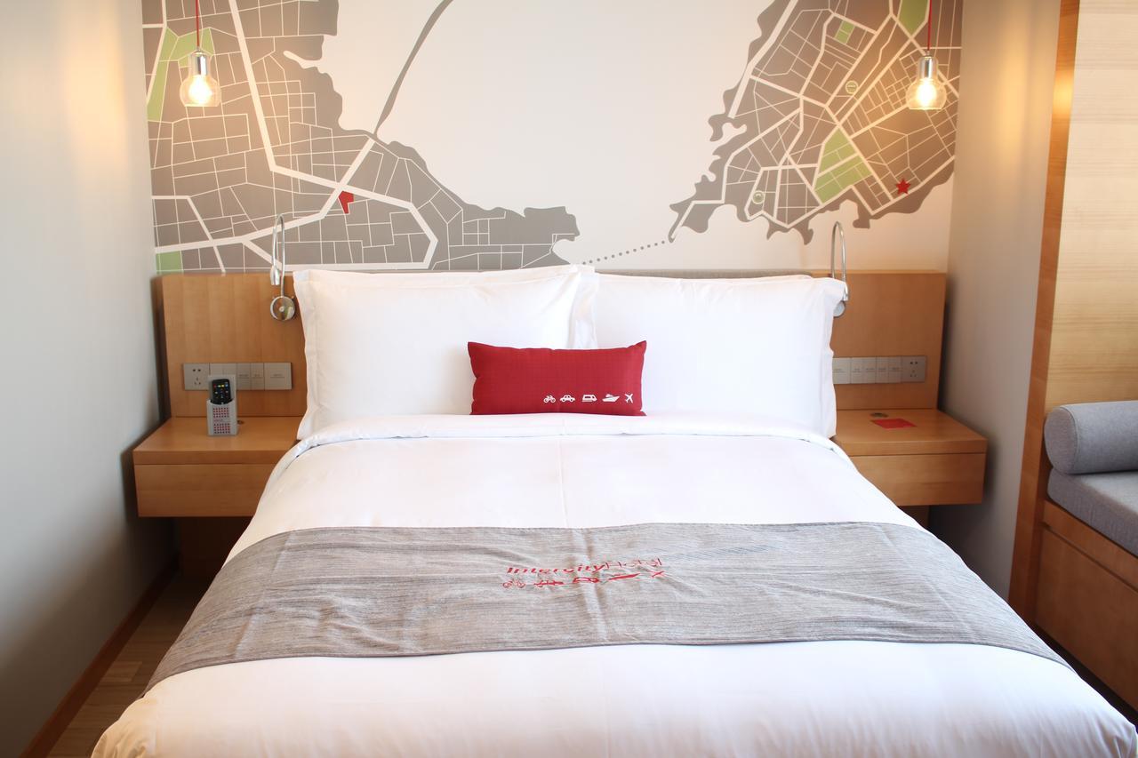 Intercity Hotel Qingdao Exterior foto